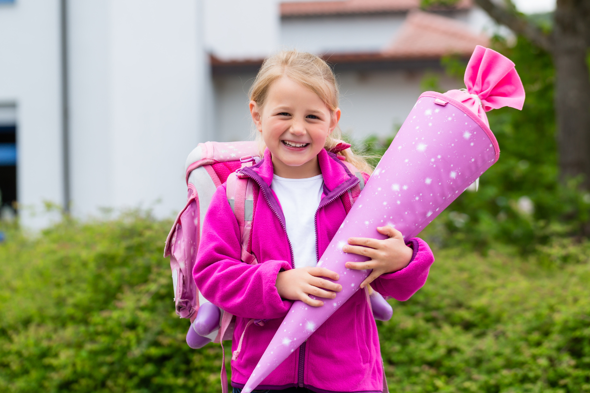 Einschulung: Schultüte basteln und befüllen